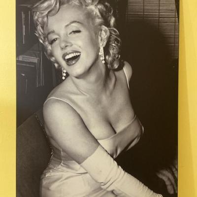 Marilyn, Black And White 