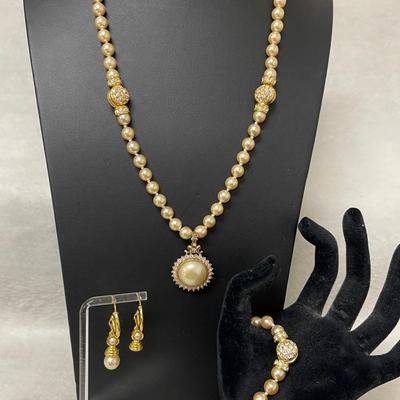 “Nolan Miller” Glamour Collection Jewelry Set