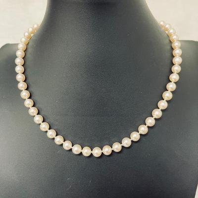 Vintage 14K Gold Pearl Necklace