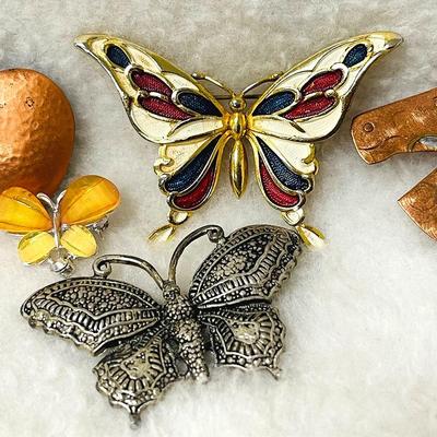 Vintage Fashion Brooches