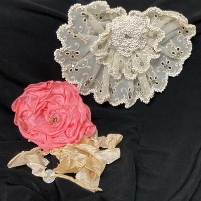 Vintage Lace & Seed Bead Clip 