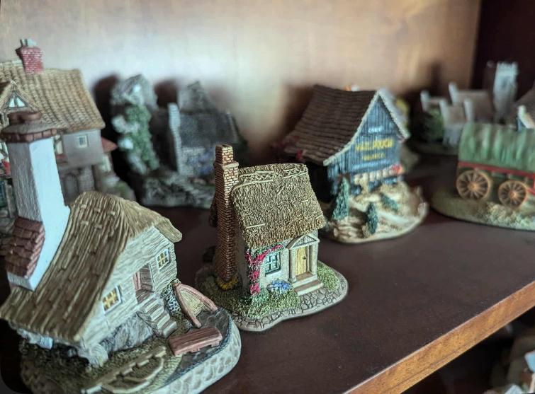 Sale Photo Thumbnail #89