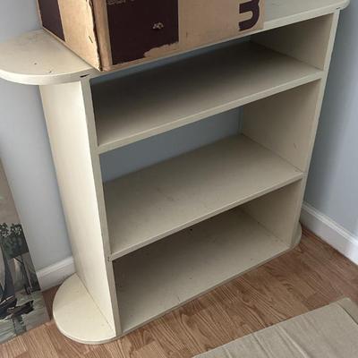 Sale Photo Thumbnail #135: Shelf