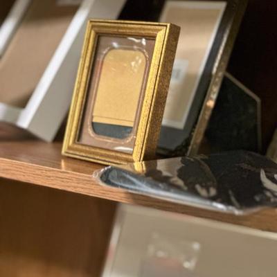 Sale Photo Thumbnail #253: Frames