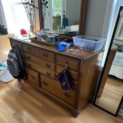 Sale Photo Thumbnail #152: Dresser