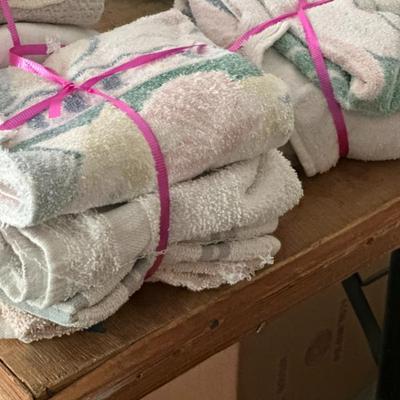 Sale Photo Thumbnail #347: rags
