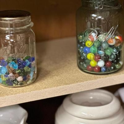 Sale Photo Thumbnail #80: Marbles