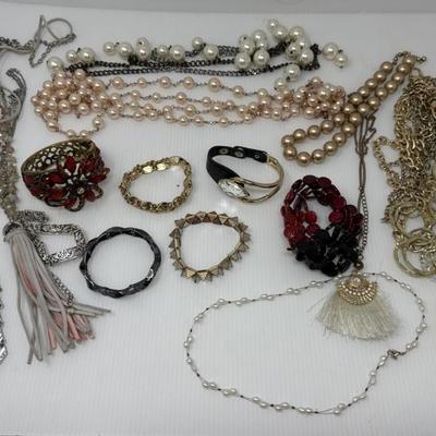 Sale Photo Thumbnail #253