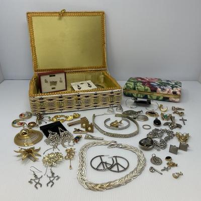 Sale Photo Thumbnail #43