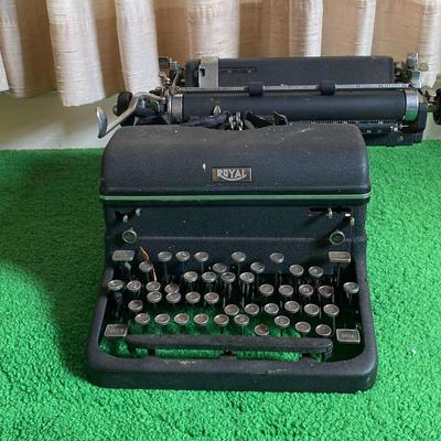 Vintage Royal Typewriter