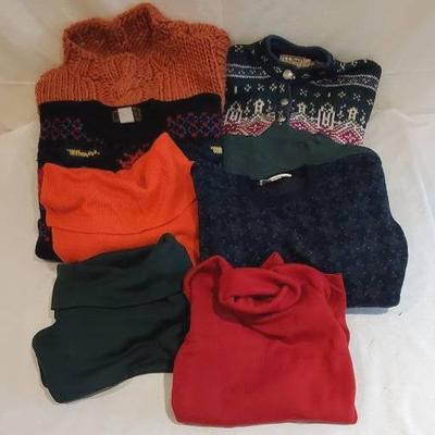 (8) Women's Wool Sweaters- Includes Vintage LL Bean 