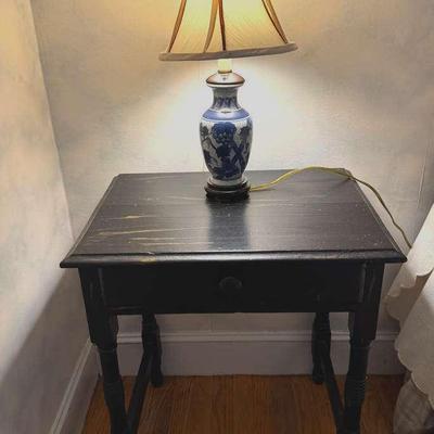 Ceramic Lamp and Black End Table 