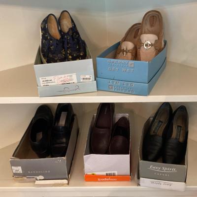 (5) Pairs Women's Everyday Shoes- Sperry, Bandolino, Keds