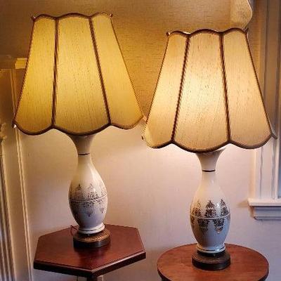 (2) Vintage Gold Accent Table Lamps
