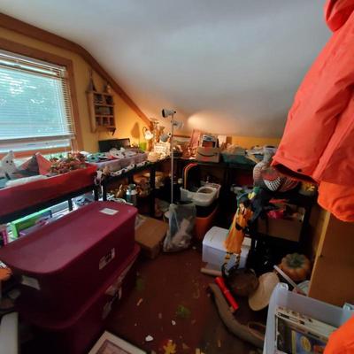 Sale Photo Thumbnail #258