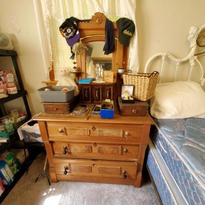 Sale Photo Thumbnail #169