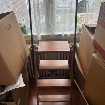 ELETTA STEP LADDER- MOMA STORE