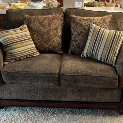 Sale Photo Thumbnail #85