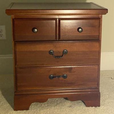 Vaughan-Bassett Nightstand
