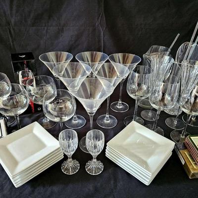 Drinks & Appetizers Featuring Lenox