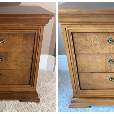 Pair of Thomasville Nightstands