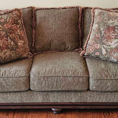 Bernhardt Sofa With Reversible Pillows