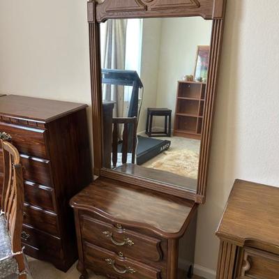 Sale Photo Thumbnail #113