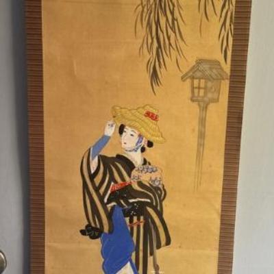 KFA016 - Scroll On Silk of Traditional Lady