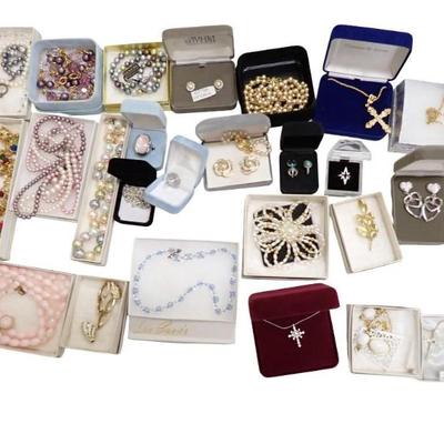 Sale Photo Thumbnail #12