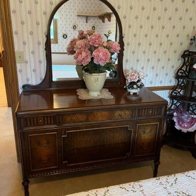 Vintage Victorian pieces