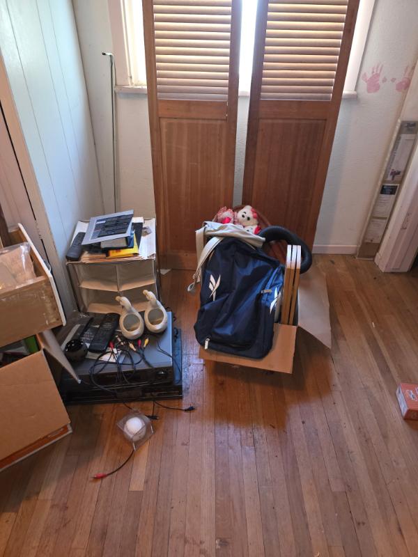 Sale Photo Thumbnail #30