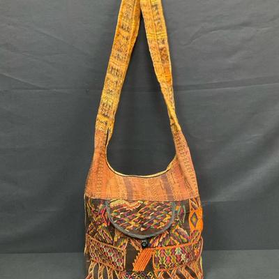 Cross Body Woven Hobo Style Bag