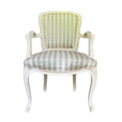 Lot 008-162  
Gilles Nouailhac Paris Bespoke Arm Chair