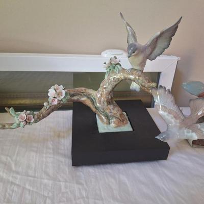 Forest of songbirds made by Lladro