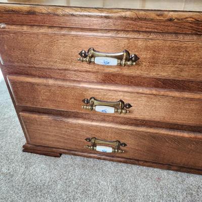 Sale Photo Thumbnail #73