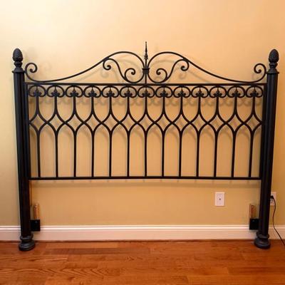 Metal King/Queen Headboard 