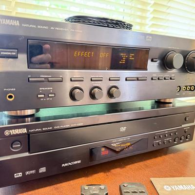 Yamaha DVD/CD And AV Reciever Ampli-tuner 