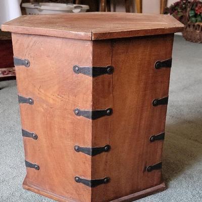 Hexagonal Side Table Pedestal 