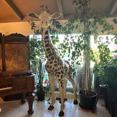 Sale Photo Thumbnail #782: 8 foot metal giraffe