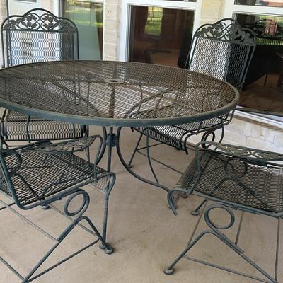 Sale Photo Thumbnail #3: Metal Table & Chairs