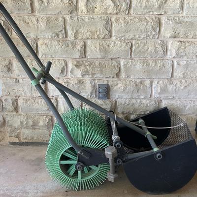 Sale Photo Thumbnail #4: Pecan Picker