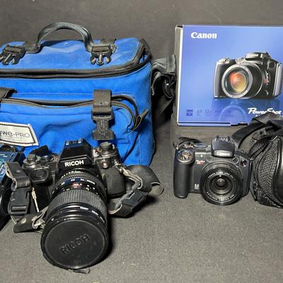 Sale Photo Thumbnail #56: Vintage Camera Lot