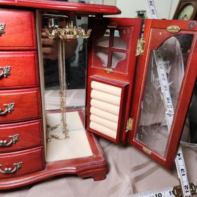 Sale Photo Thumbnail #469