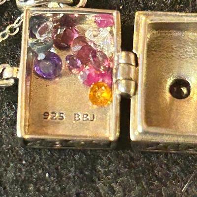 Sale Photo Thumbnail #600