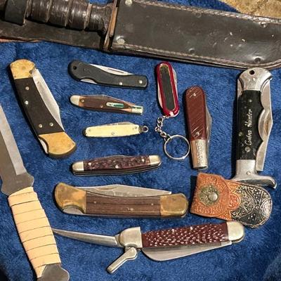 Sale Photo Thumbnail #21: Pocket Knife Collection 