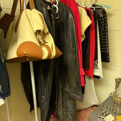 Sale Photo Thumbnail #100