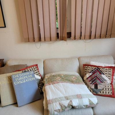 Sale Photo Thumbnail #182