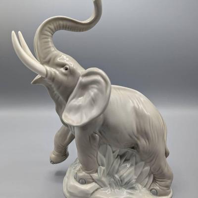 NAO by Lladro Elephant