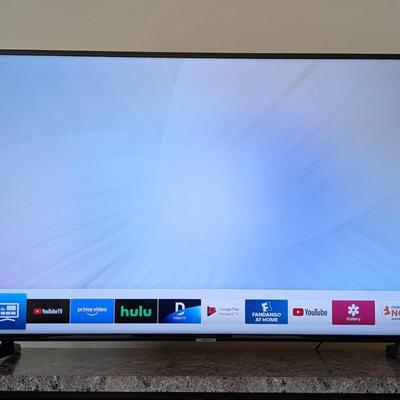 Samsung  50" Smart TV