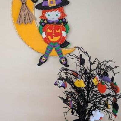 Felted Halloween Wall Hanging and Tree